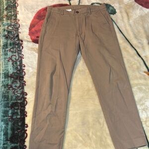 Tan Chinos with Regular Fit and Cotton Blend